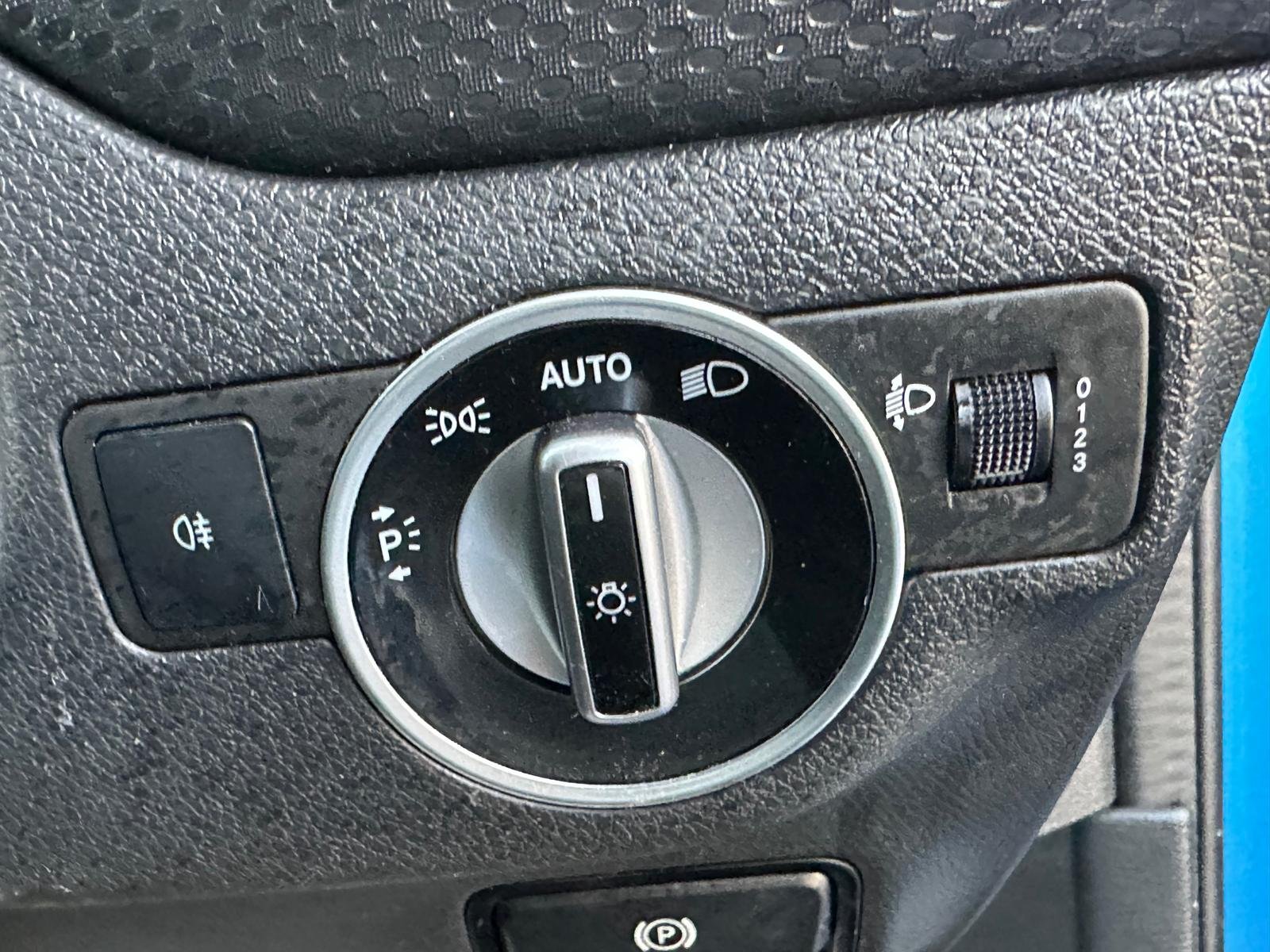 
								Mercedes-Benz A Class 1.6 A180 SE 7G-DCT Euro 6 (s/s) 5dr full									