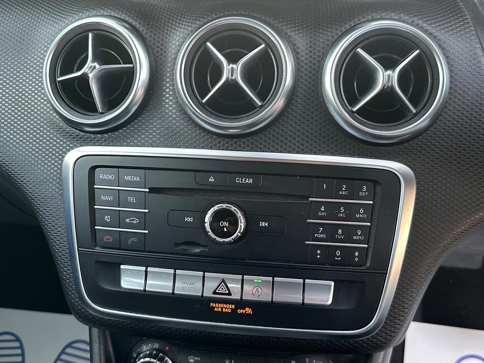 
								Mercedes-Benz A Class 1.6 A180 SE 7G-DCT Euro 6 (s/s) 5dr full									