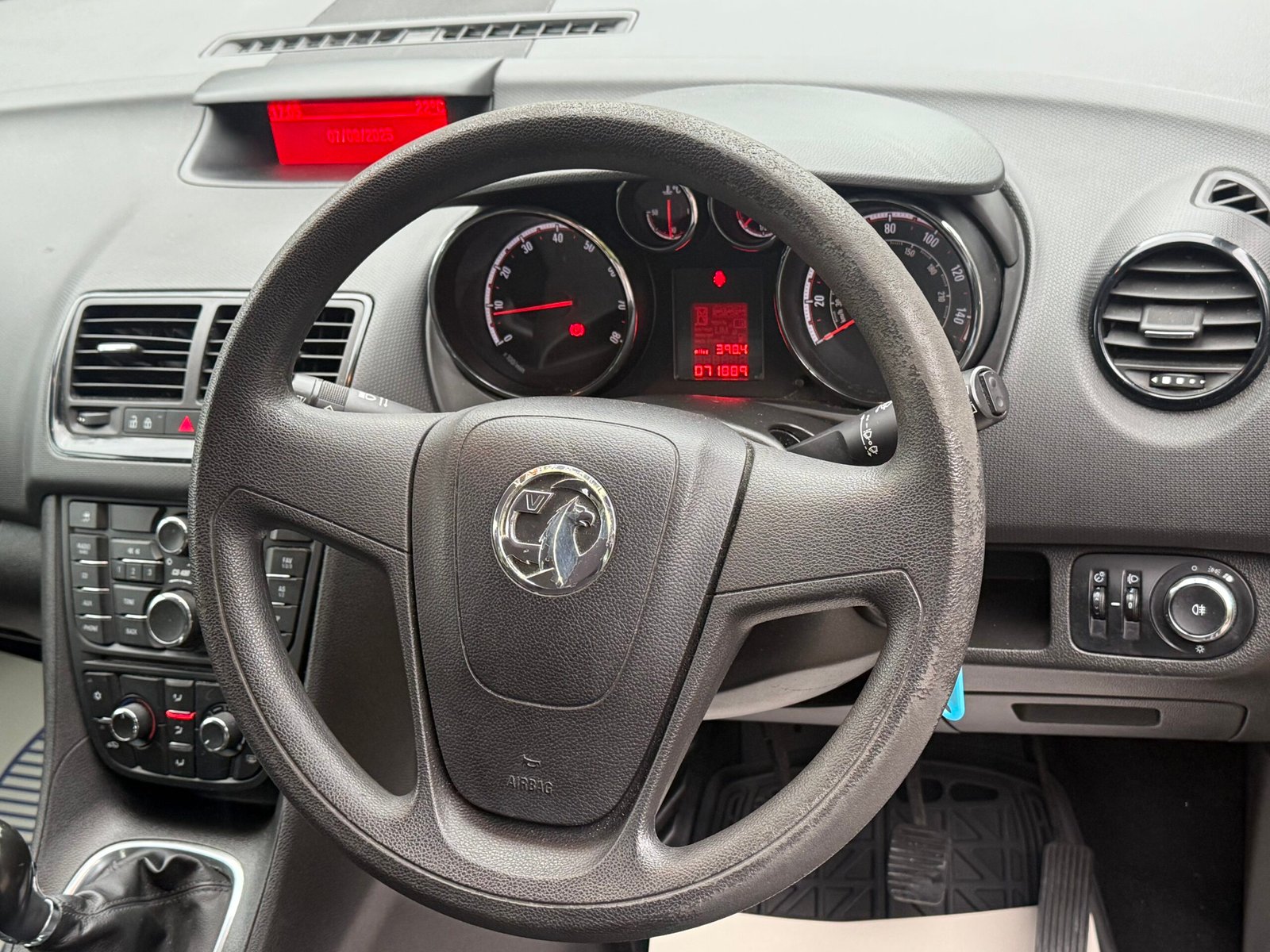 
								Vauxhall Meriva 1.4 16V S Euro 5 5dr full									