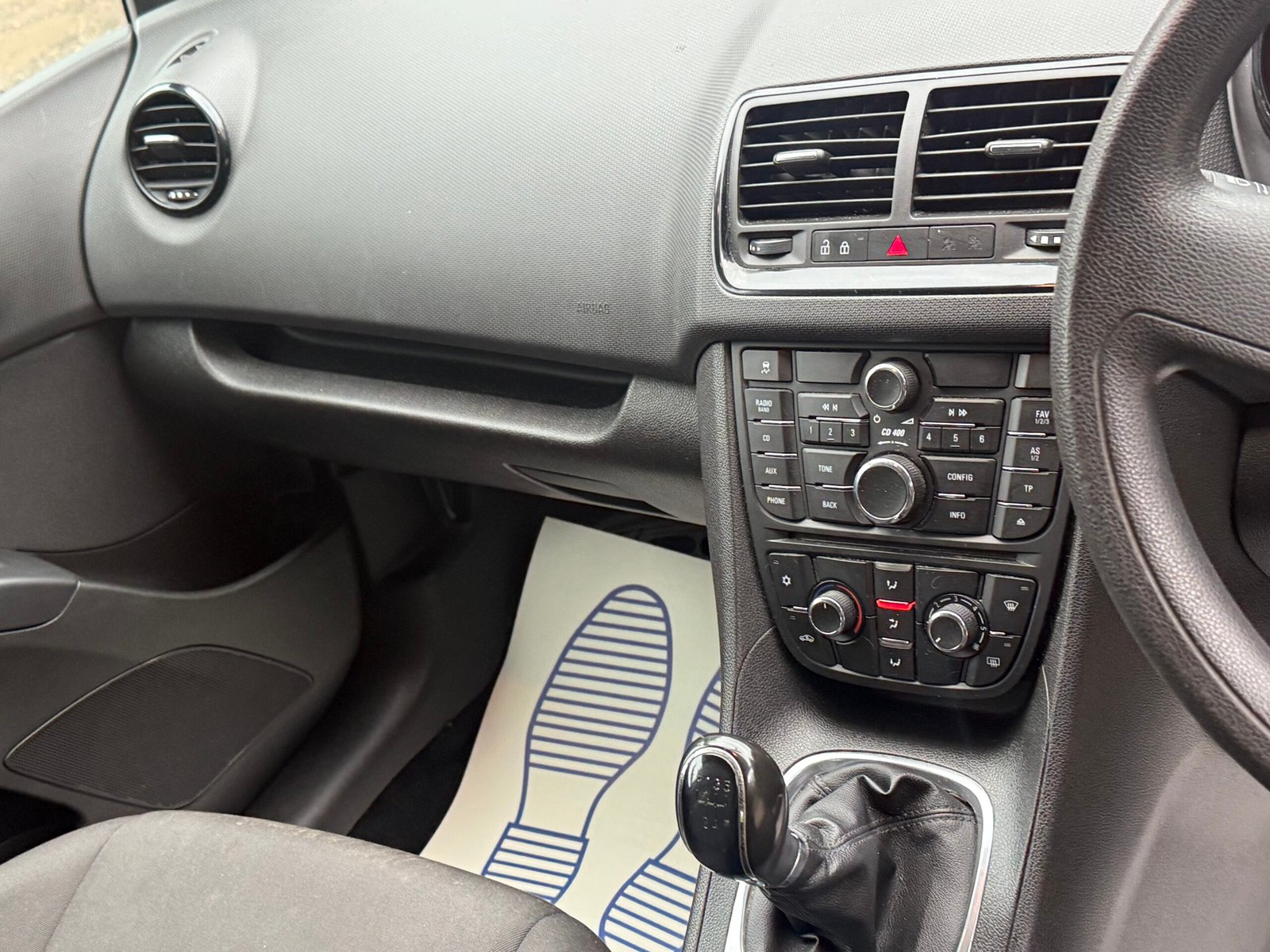 
								Vauxhall Meriva 1.4 16V S Euro 5 5dr full									