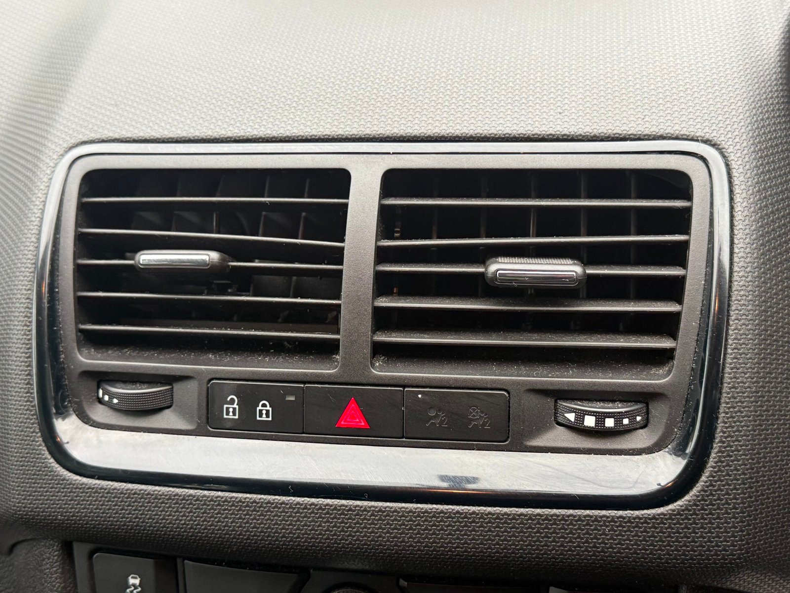 
								Vauxhall Meriva 1.4 16V S Euro 5 5dr full									