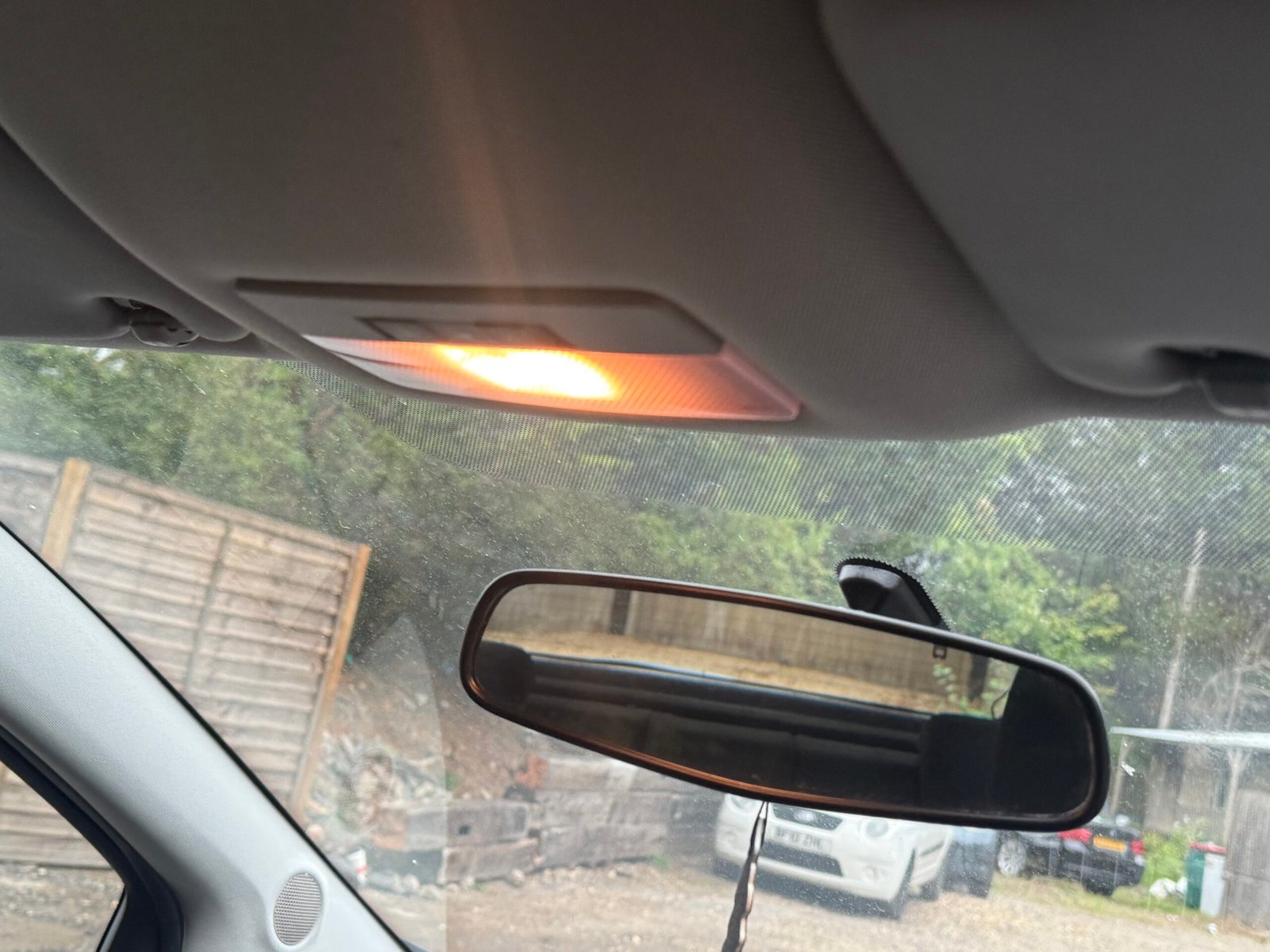 
								Vauxhall Meriva 1.4 16V S Euro 5 5dr full									