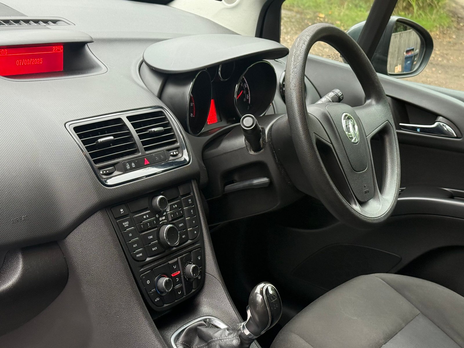 
								Vauxhall Meriva 1.4 16V S Euro 5 5dr full									