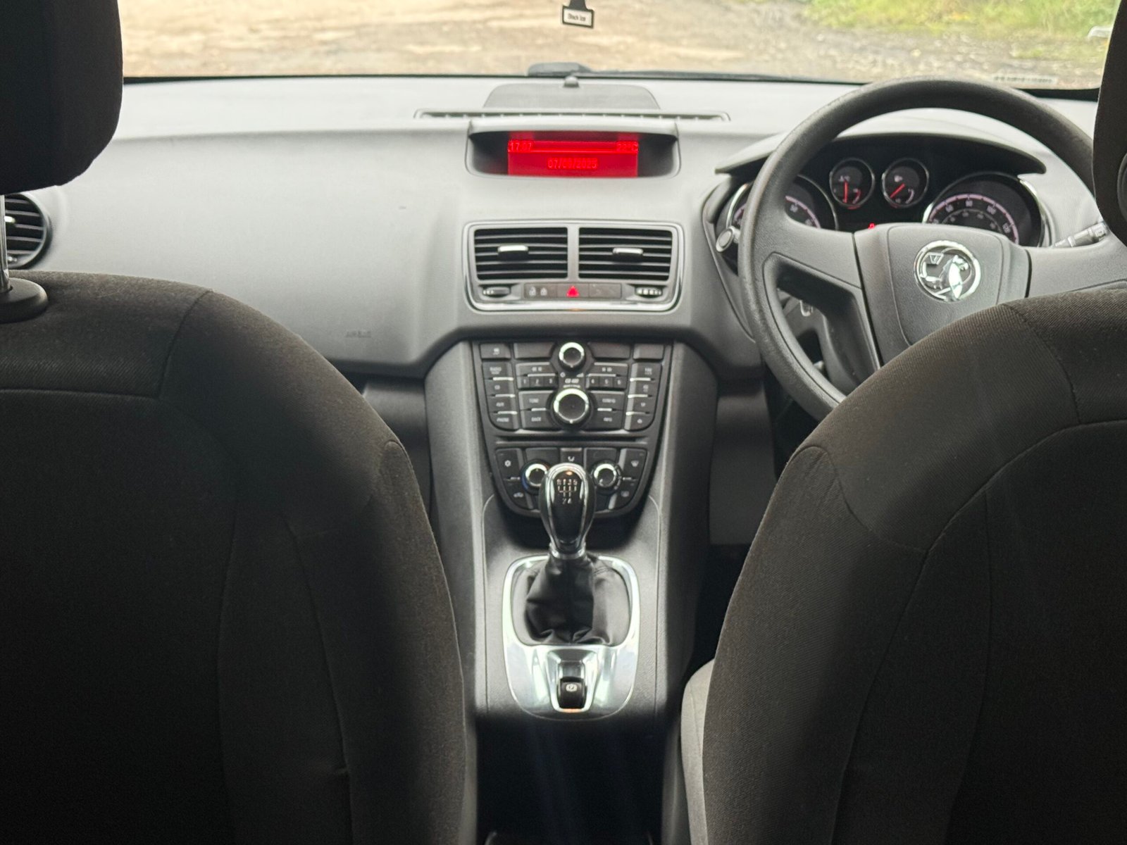 
								Vauxhall Meriva 1.4 16V S Euro 5 5dr full									