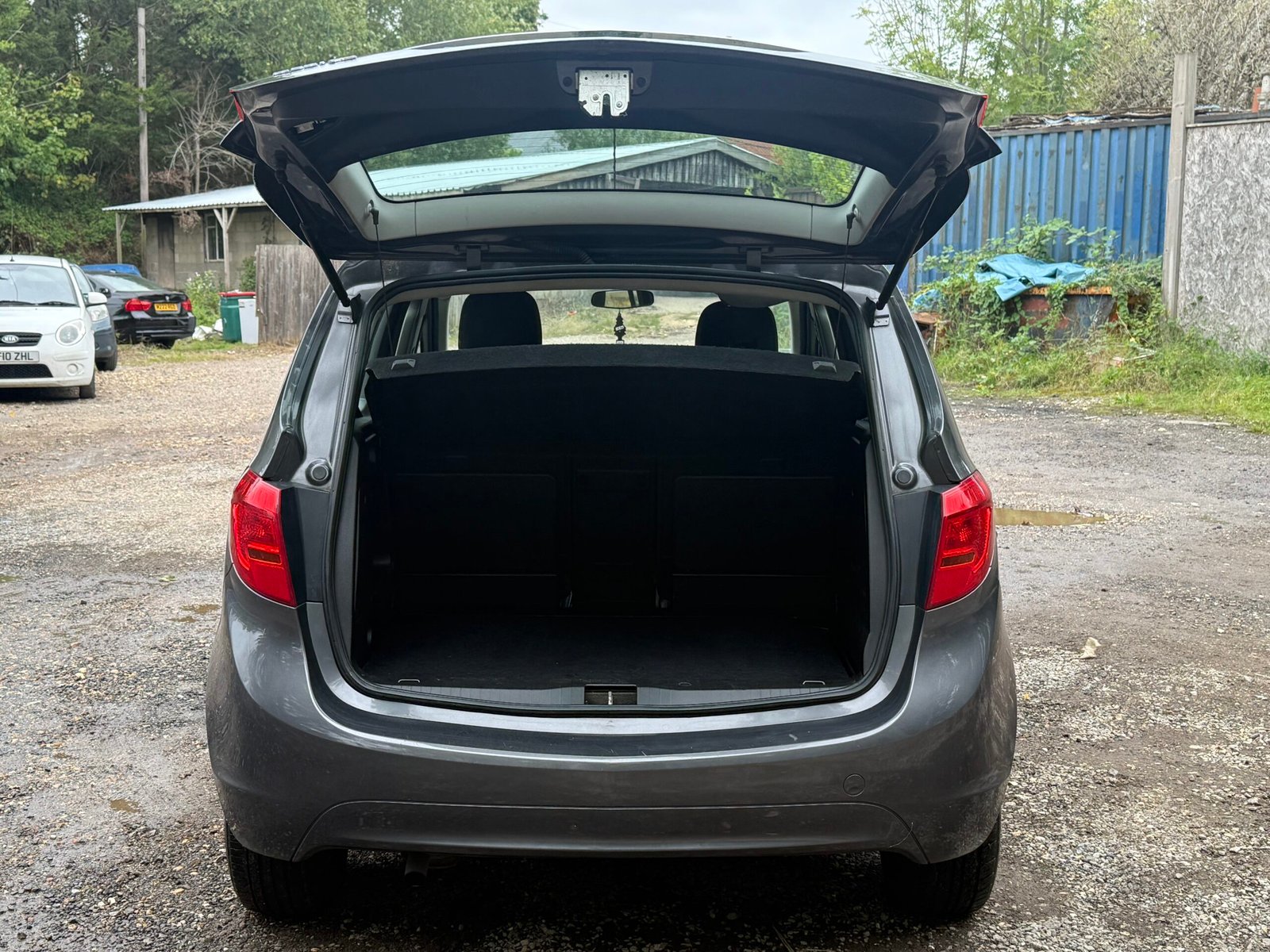 
								Vauxhall Meriva 1.4 16V S Euro 5 5dr full									