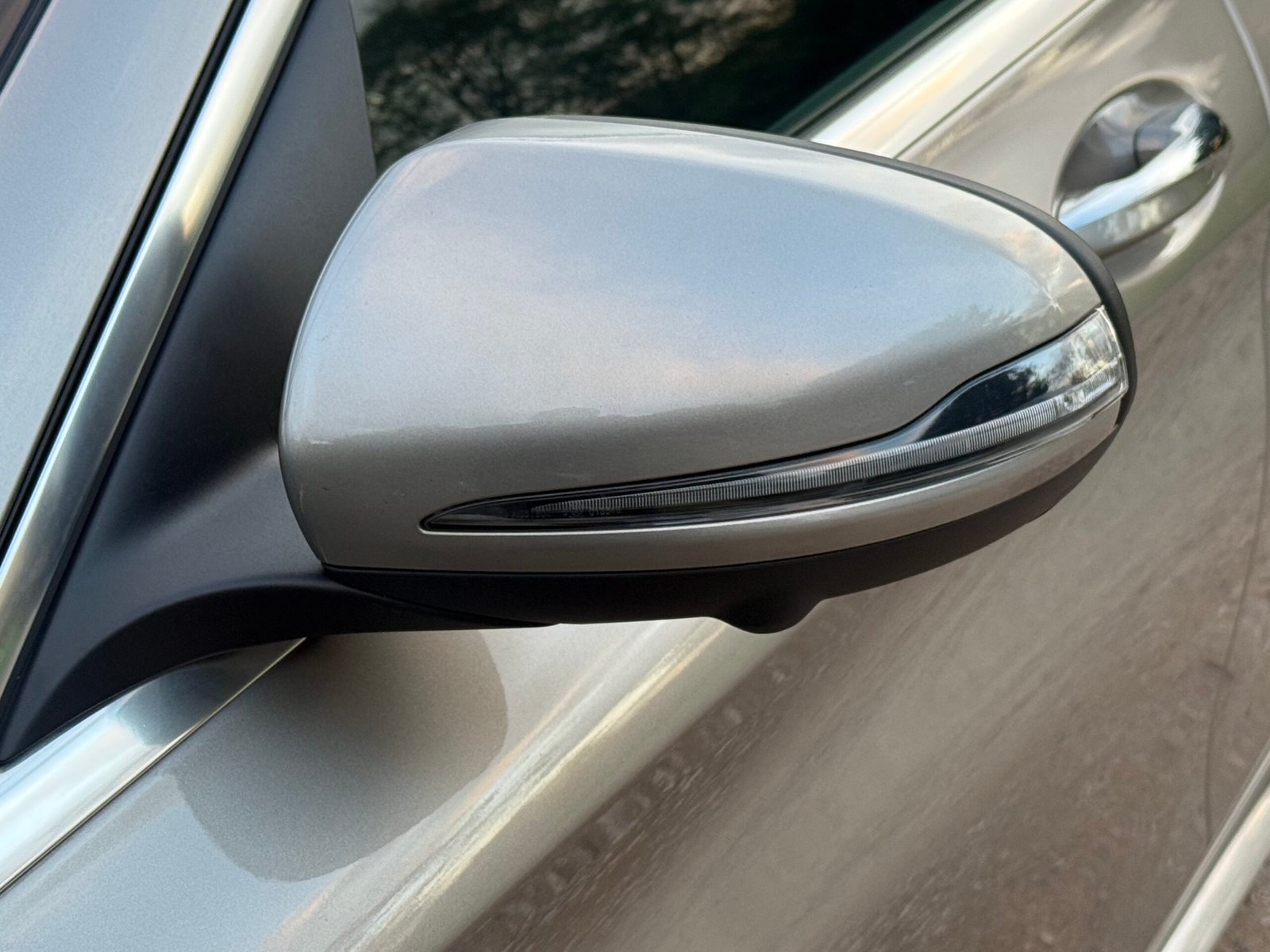 
								MERCEDES-BENZ C CLASS C220d AMG Line Premium Plus 4dr 9G-Tronic full									