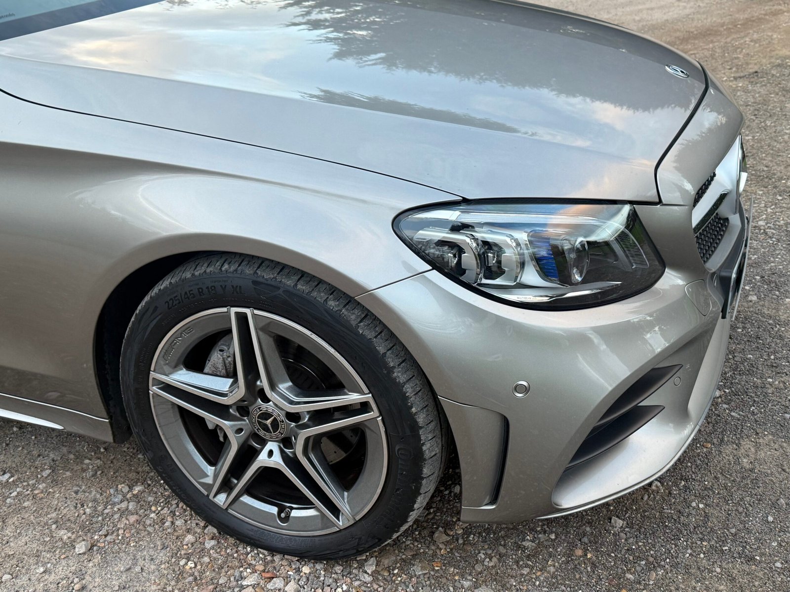 
								MERCEDES-BENZ C CLASS C220d AMG Line Premium Plus 4dr 9G-Tronic full									