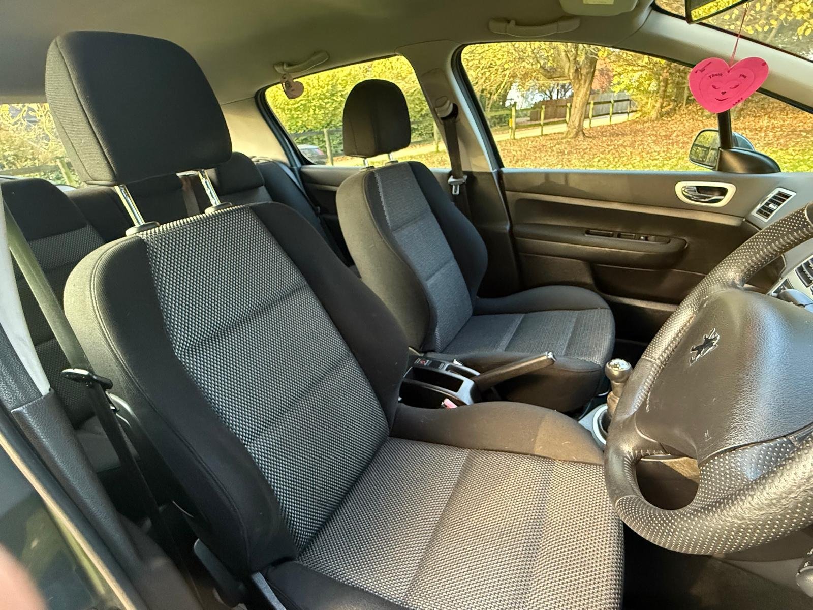 
								PEUGEOT 307 1.6 HDi 90 S 5dr full									