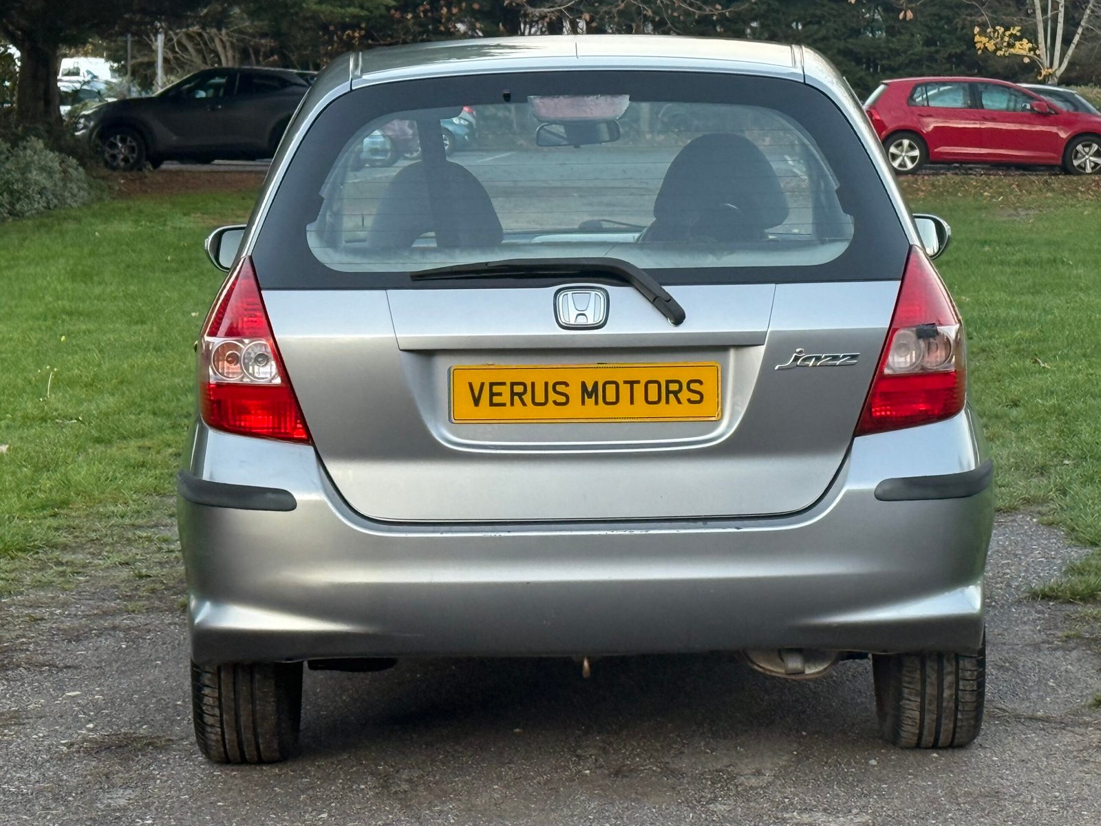 
								Honda Jazz 1.4 i-DSI SE 5dr 2007 (56)  68,499 miles Petrol Manual Silver 3 owners Car ULEZ full									