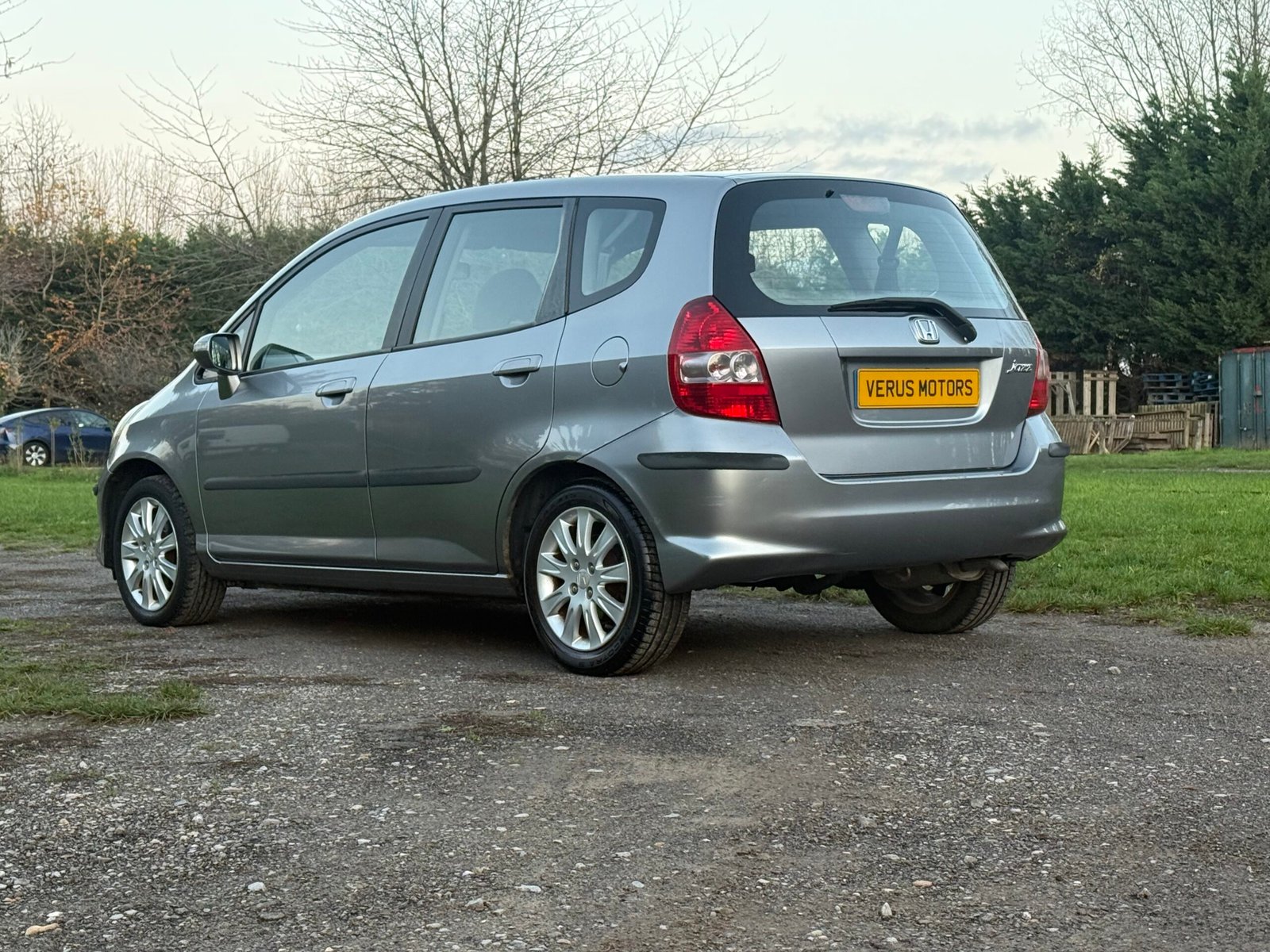 
								Honda Jazz 1.4 i-DSI SE 5dr 2007 (56)  68,499 miles Petrol Manual Silver 3 owners Car ULEZ full									