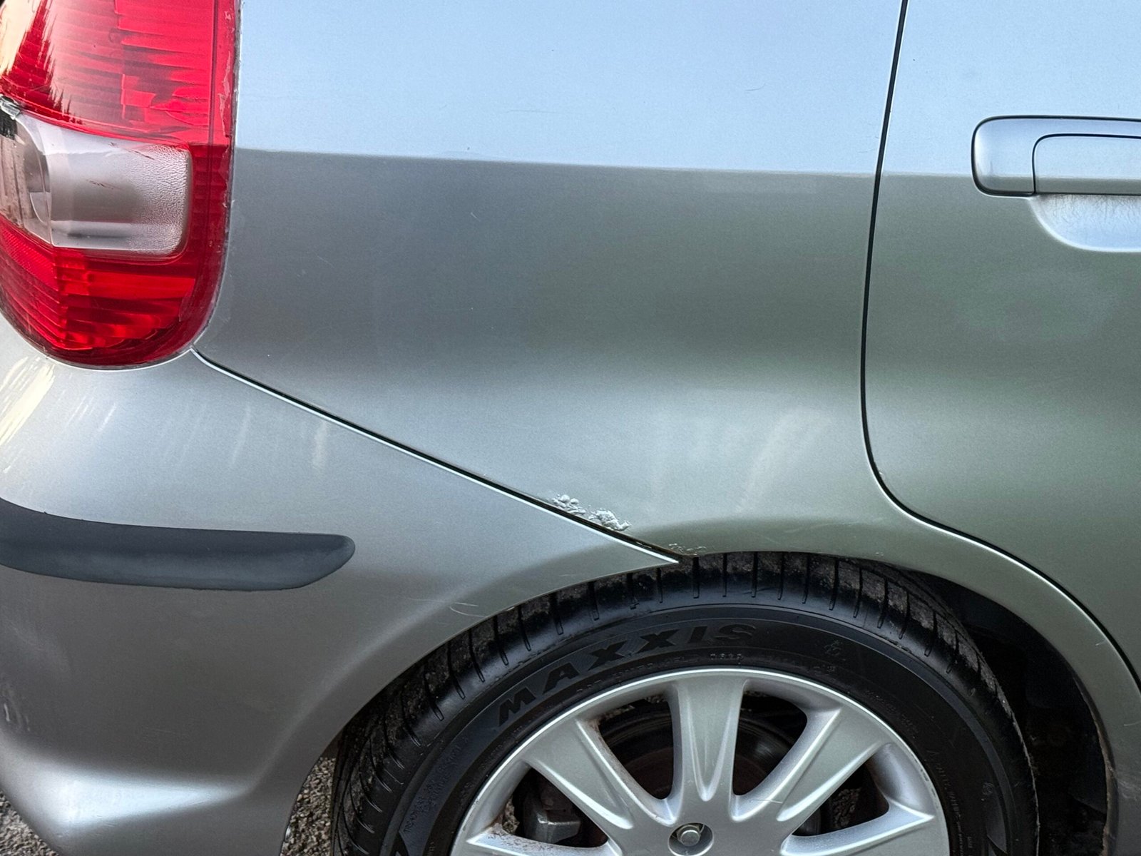 
								Honda Jazz 1.4 i-DSI SE 5dr 2007 (56)  68,499 miles Petrol Manual Silver 3 owners Car ULEZ full									