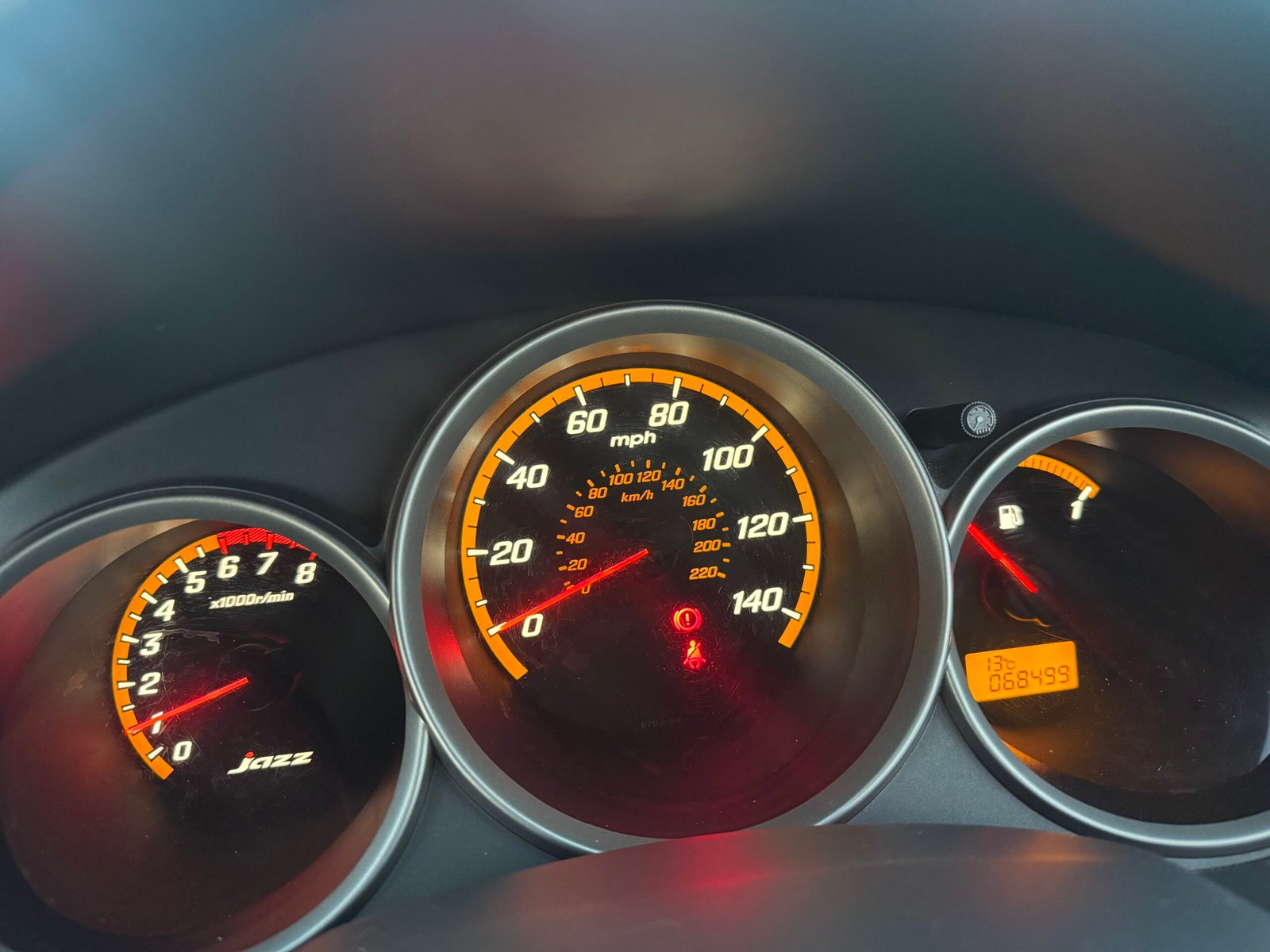 
								Honda Jazz 1.4 i-DSI SE 5dr 2007 (56)  68,499 miles Petrol Manual Silver 3 owners Car ULEZ full									