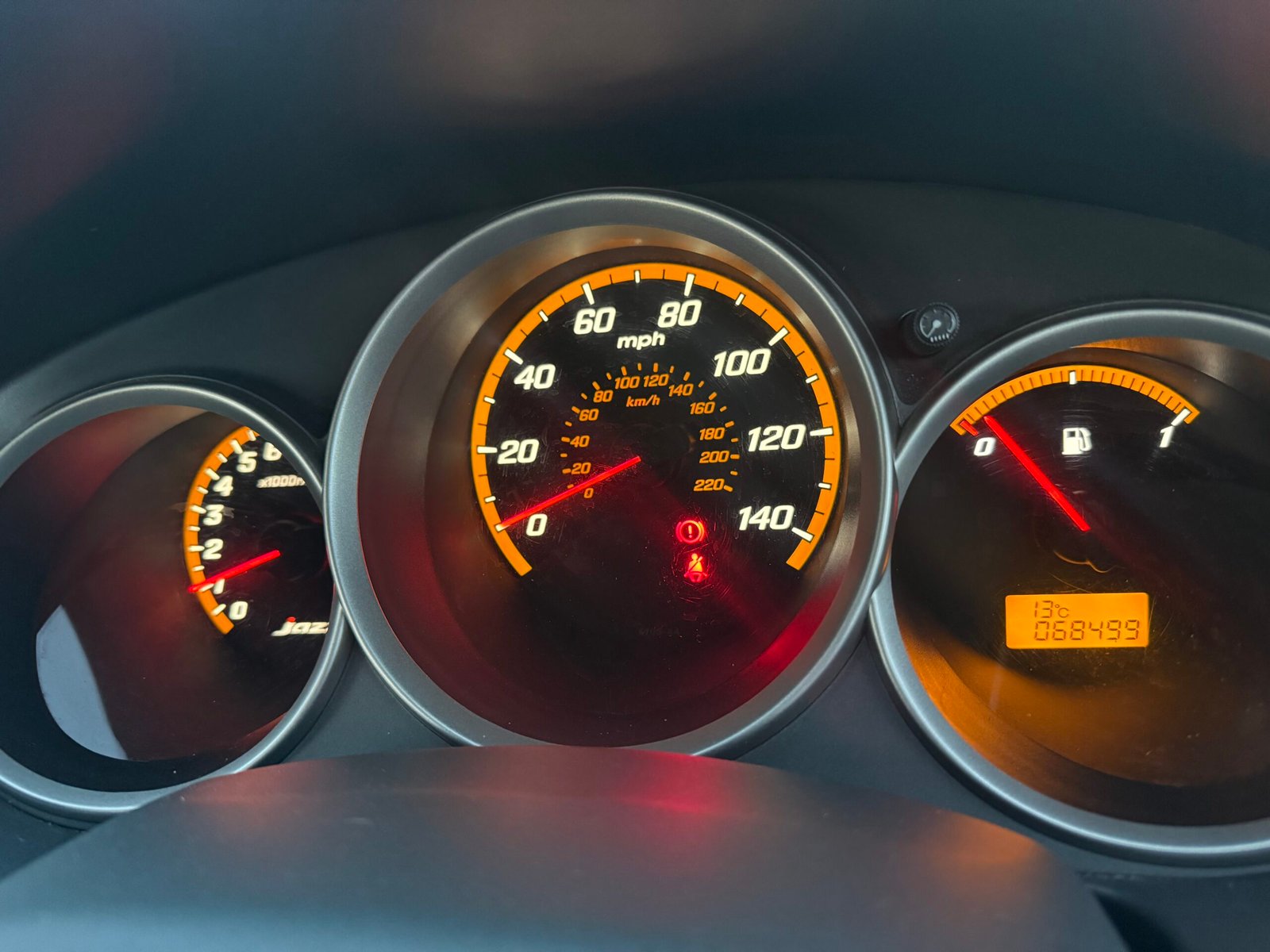 
								Honda Jazz 1.4 i-DSI SE 5dr 2007 (56)  68,499 miles Petrol Manual Silver 3 owners Car ULEZ full									