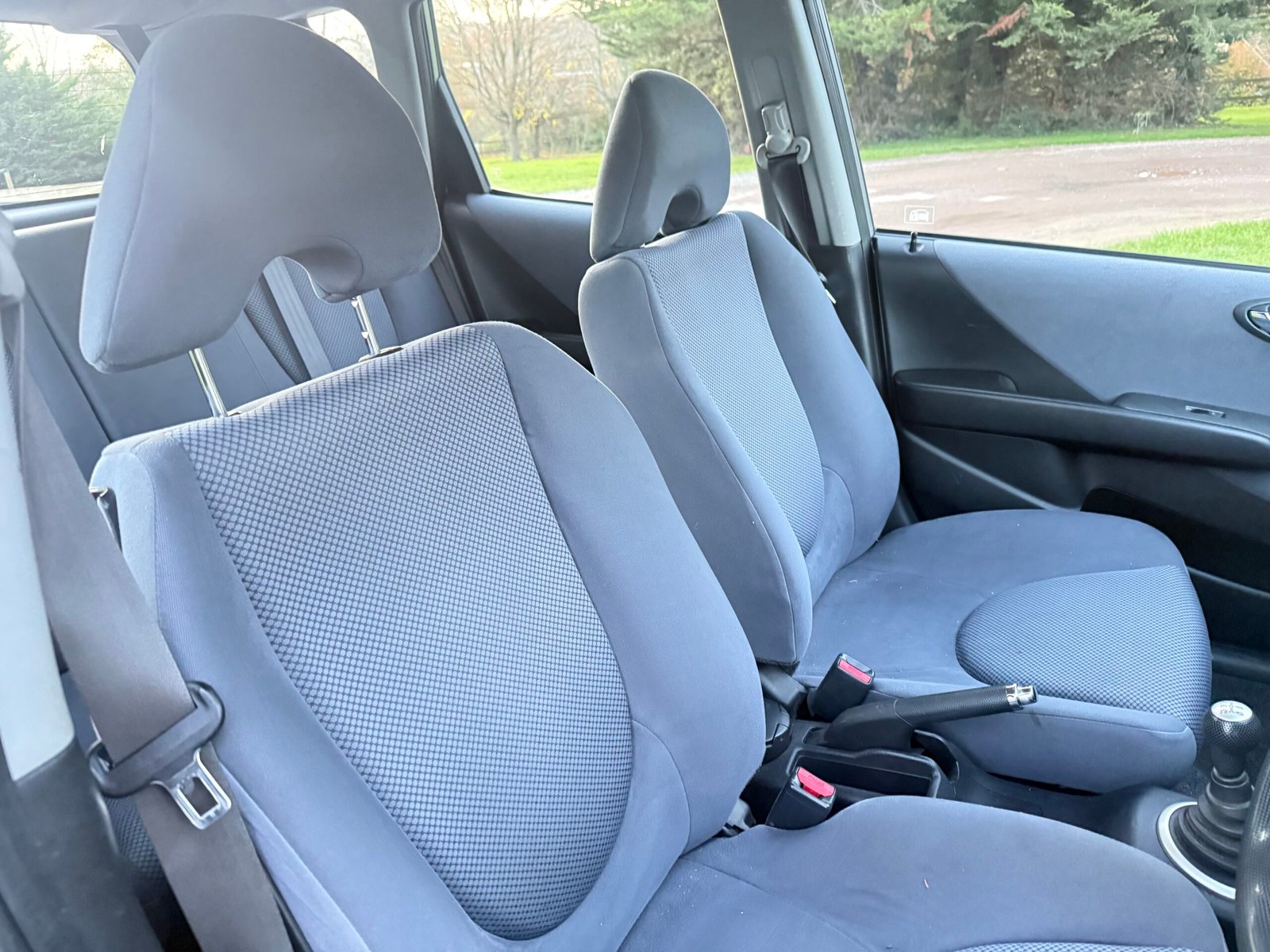 
								Honda Jazz 1.4 i-DSI SE 5dr 2007 (56)  68,499 miles Petrol Manual Silver 3 owners Car ULEZ full									