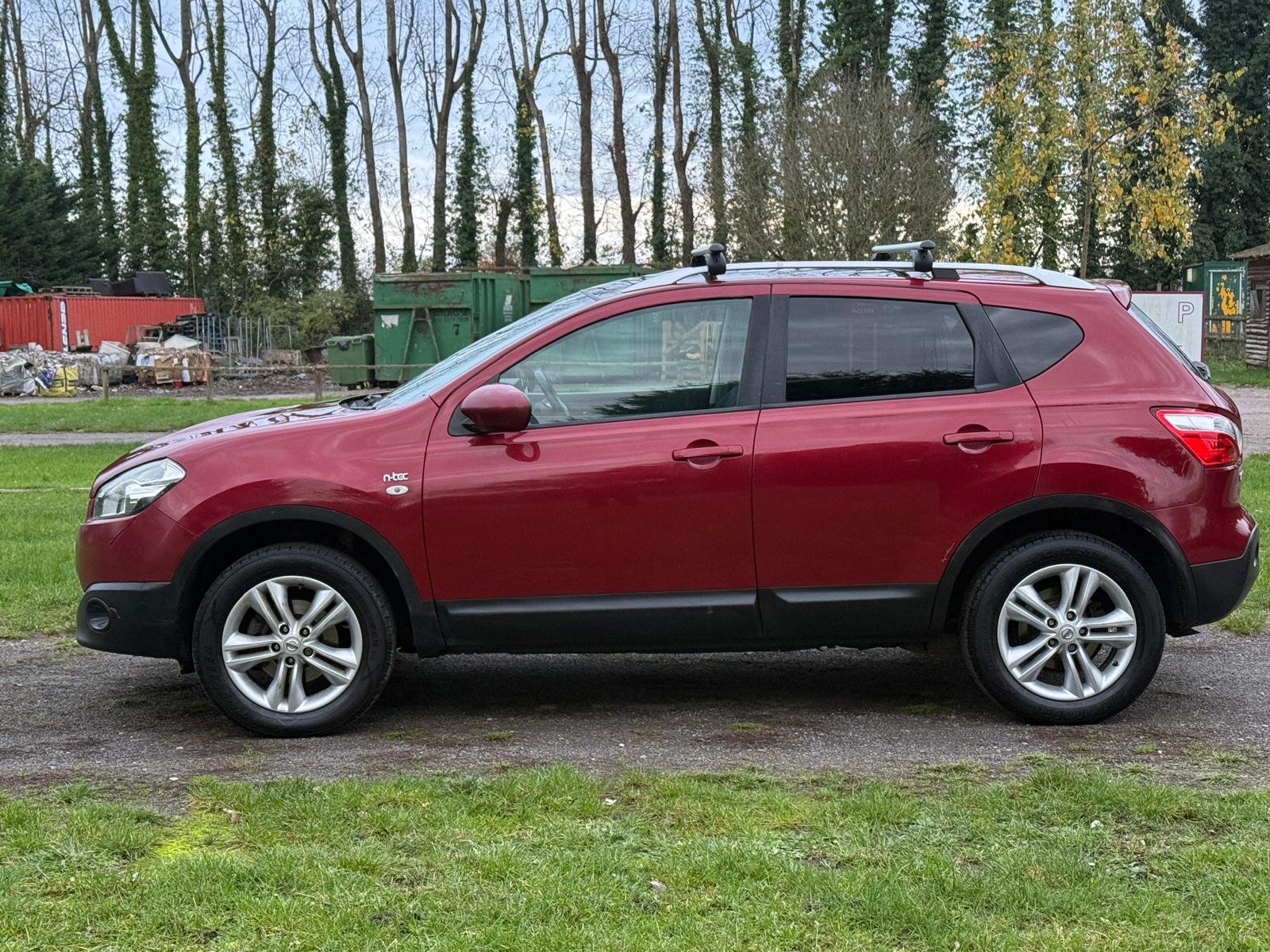 Nissan Qashqai 2.0 n-tec Hatchback 5dr Petrol Manual 2WD (192 g/km, 139 bhp)