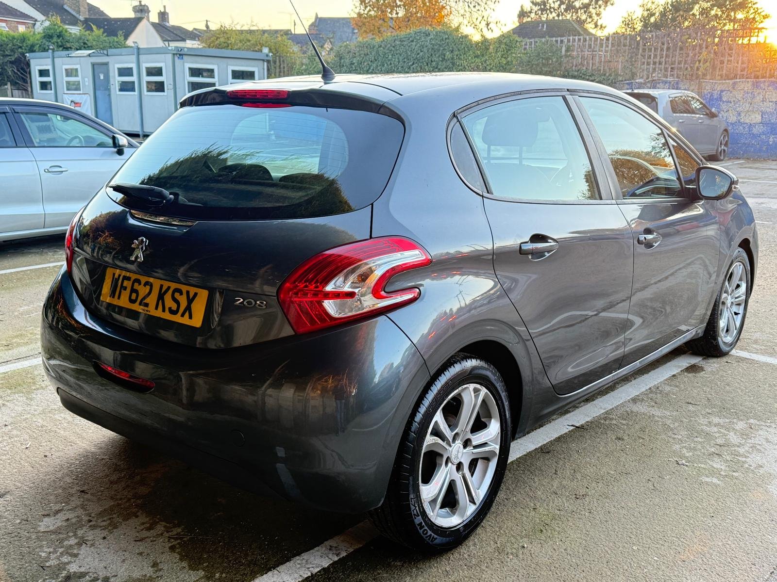 
								PEUGEOT	208	1.4 HDi Active 5dr 103,000 Miles full									