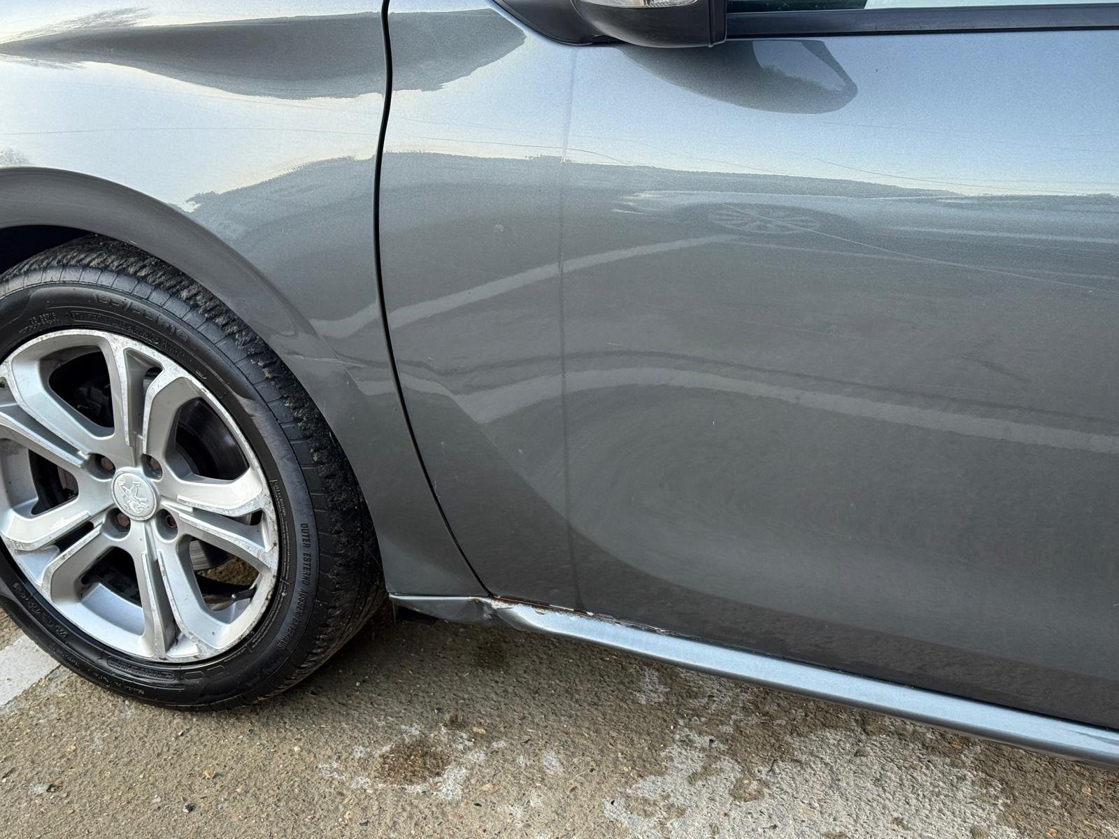 
								PEUGEOT	208	1.4 HDi Active 5dr 103,000 Miles full									