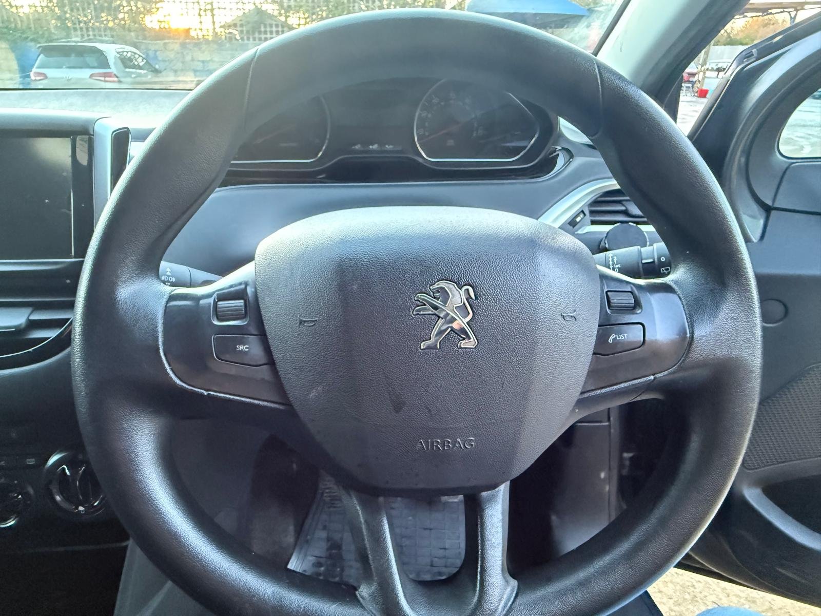 
								PEUGEOT	208	1.4 HDi Active 5dr 103,000 Miles full									