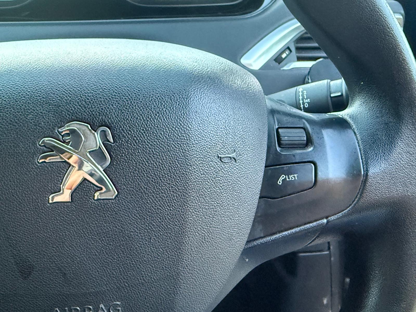 
								PEUGEOT	208	1.4 HDi Active 5dr 103,000 Miles full									